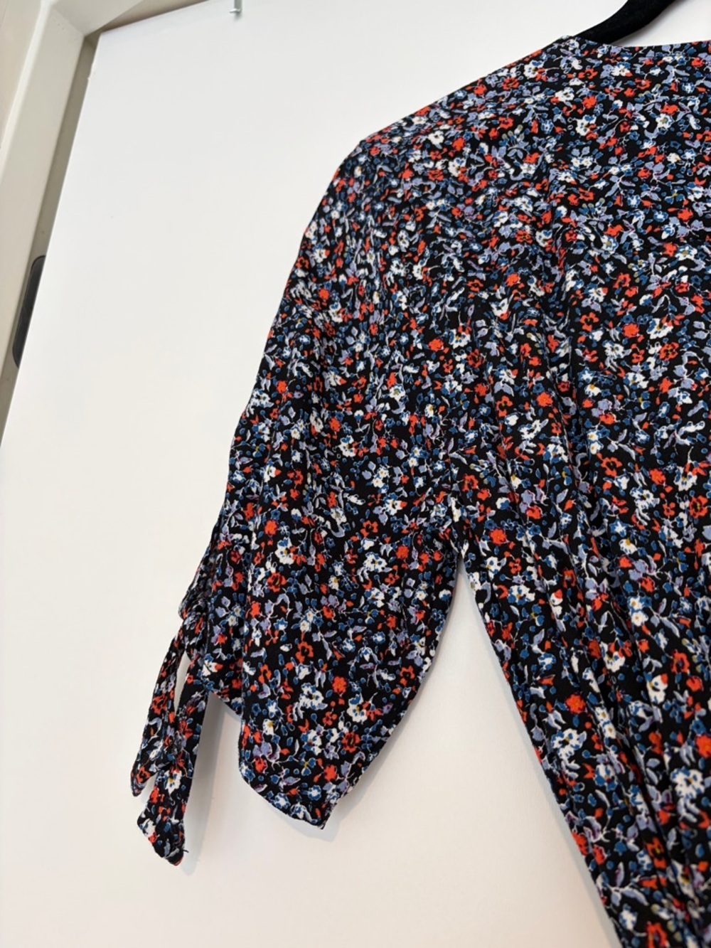 GAP Floral Midi Dress Small Tie Waist Short Sleeve Navy Red Boho - Picture 3 of 3